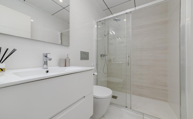 Resale - Town House -
Villamartin - Orihuela Costa