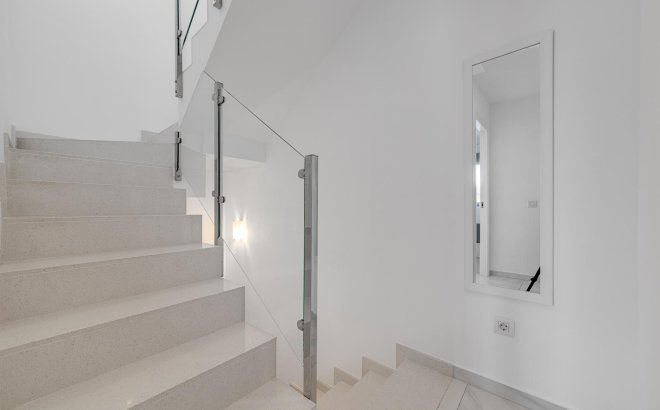 Resale - Town House -
Villamartin - Orihuela Costa