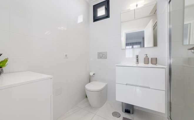 Resale - Town House -
Villamartin - Orihuela Costa