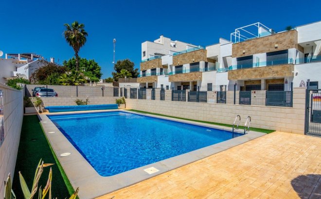 Resale - Town House -
Villamartin - Orihuela Costa