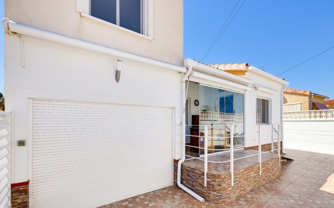 Resale - Villa -
San Fulgencio - La Marina