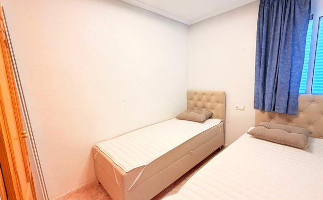 Resale - Apartment -
Torrevieja - Nueva Torrevieja