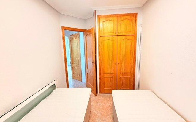 Resale - Apartment -
Torrevieja - Nueva Torrevieja