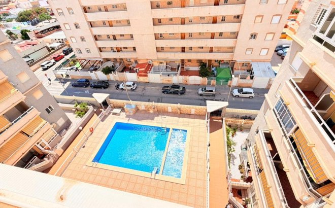 Resale - Apartment -
Torrevieja - Nueva Torrevieja