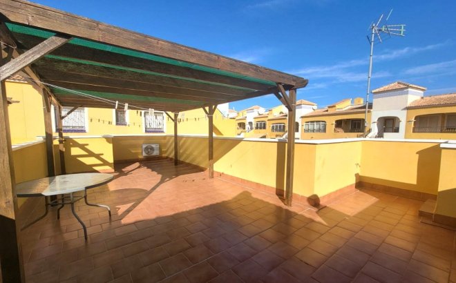 Resale - Town House -
Los Montesinos - Los Montesinos - Urb. La Herrada