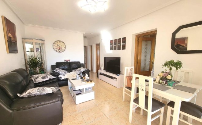 Resale - Town House -
Los Montesinos - Los Montesinos - Urb. La Herrada
