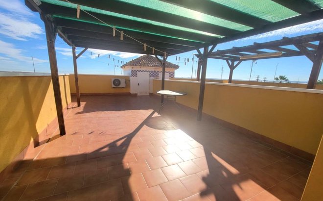 Resale - Town House -
Los Montesinos - Los Montesinos - Urb. La Herrada