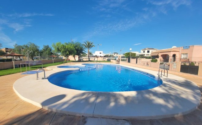 Resale - Town House -
Los Montesinos - Los Montesinos - Urb. La Herrada