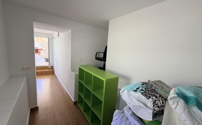 Resale - Villa -
Torrevieja - Costa Blanca
