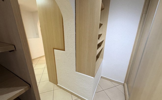 Resale - Villa -
Torrevieja - Costa Blanca