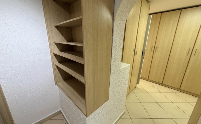 Resale - Villa -
Torrevieja - Costa Blanca