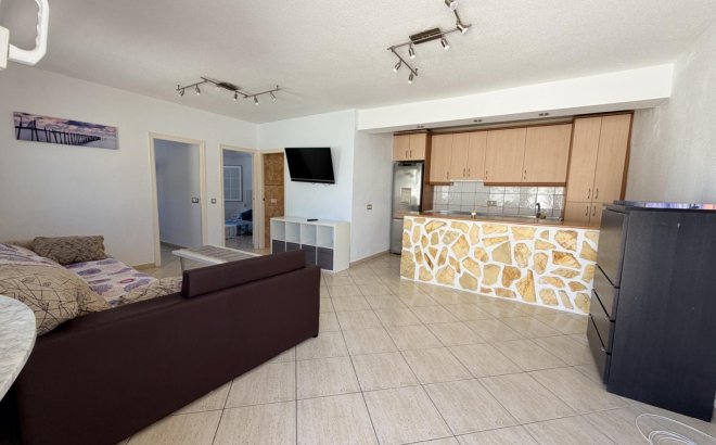 Resale - Villa -
Torrevieja - Costa Blanca