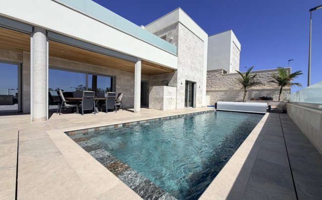 Resale - Villa -
Benijofar - Costa Blanca