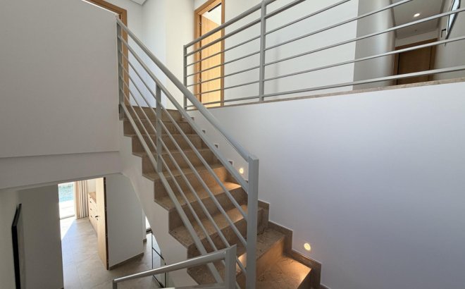 Resale - Villa -
Benijofar - Costa Blanca