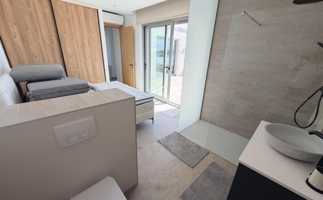 Resale - Villa -
Benijofar - Costa Blanca