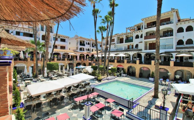 Resale - Town House -
Villamartin - Costa Blanca