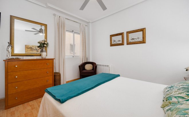 Resale - Apartment -
Torrevieja - Costa Blanca