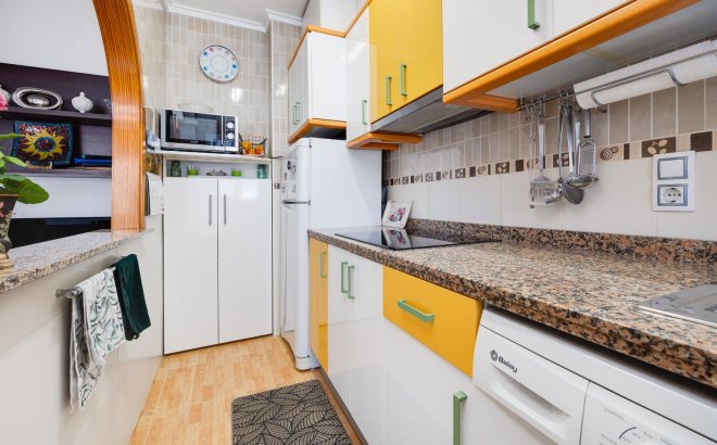 Resale - Apartment -
Torrevieja - Costa Blanca