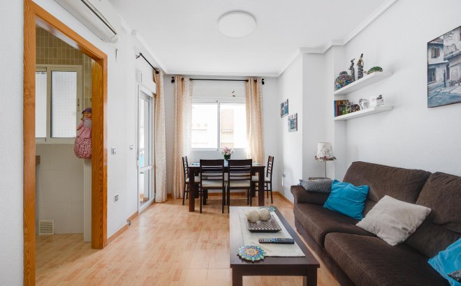 Resale - Apartment -
Torrevieja - Costa Blanca