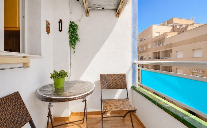 Resale - Apartment -
Torrevieja - Costa Blanca