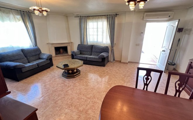 Resale - Semi Detached -
Torrevieja - Aguas Nuevas
