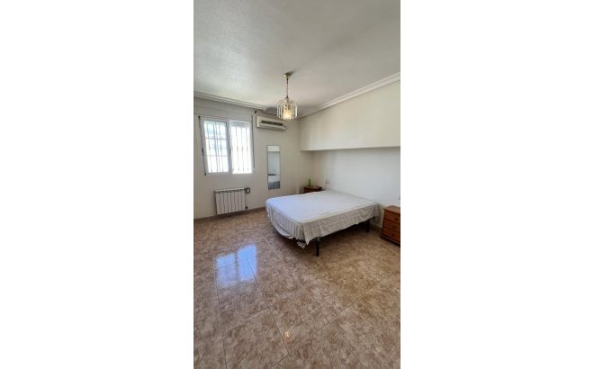 Resale - Semi Detached -
Torrevieja - Aguas Nuevas