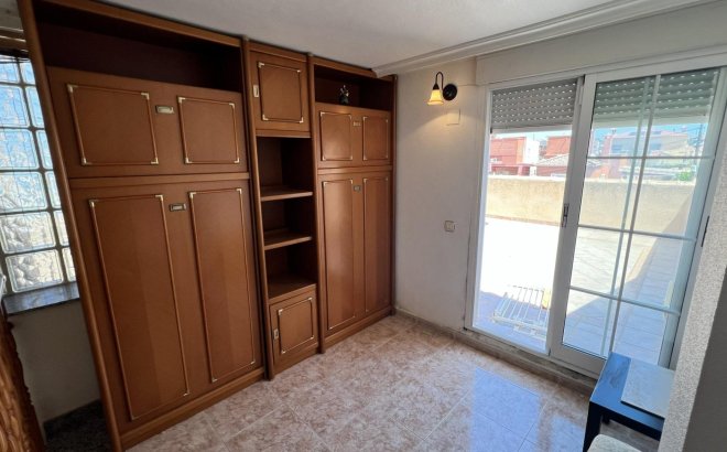 Resale - Semi Detached -
Torrevieja - Aguas Nuevas