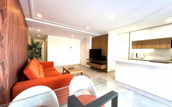 Resale - Penthouse -
Torrevieja - Las Piscinas Naturales