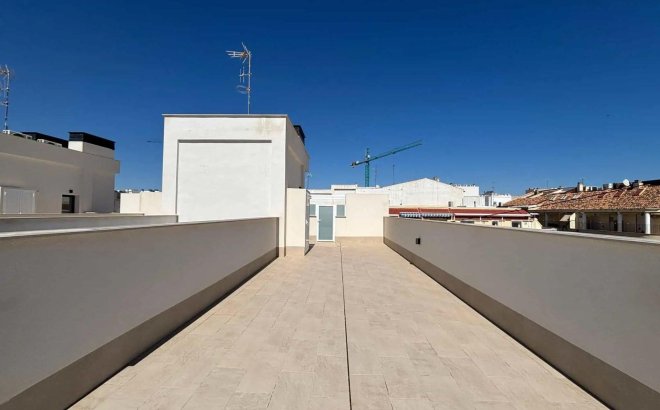 Resale - Penthouse -
Torrevieja - Las Piscinas Naturales