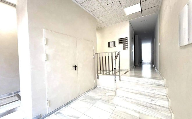 Resale - Penthouse -
Torrevieja - Las Piscinas Naturales