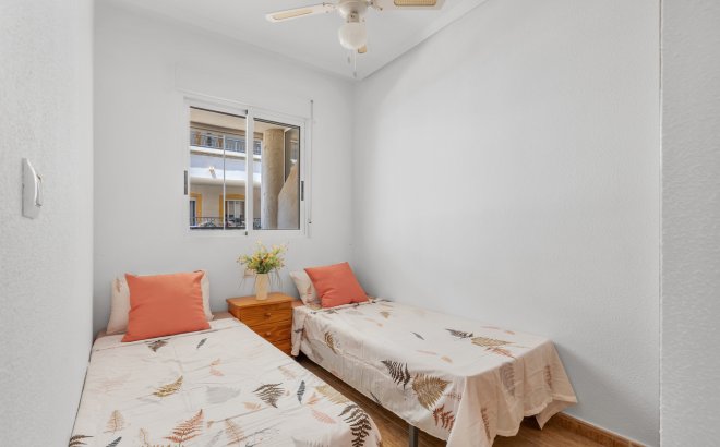 Herverkoop - Appartement -
Orihuela Costa