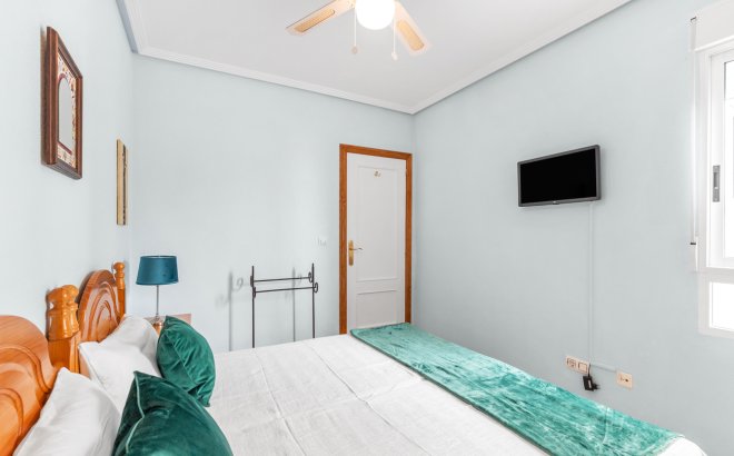 Herverkoop - Appartement -
Orihuela Costa