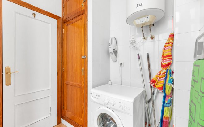 Herverkoop - Appartement -
Orihuela Costa
