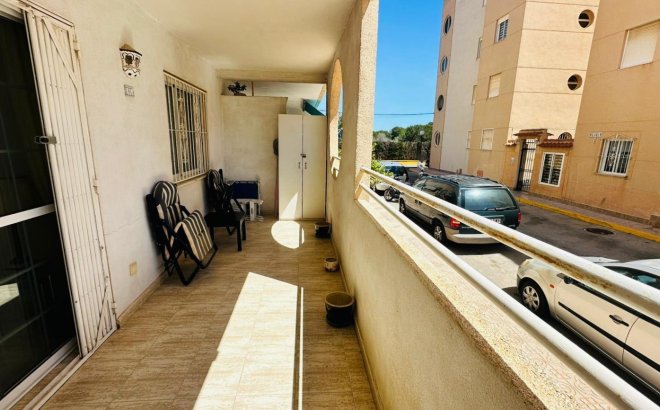 Resale - Apartment -
Torrevieja - Costa Blanca