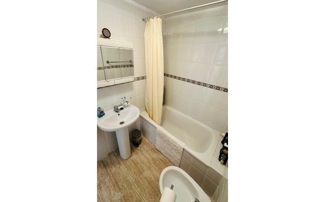 Resale - Apartment -
Torrevieja - Costa Blanca