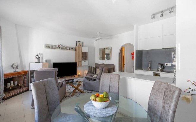 Resale - Villa -
Torrevieja - La Mata