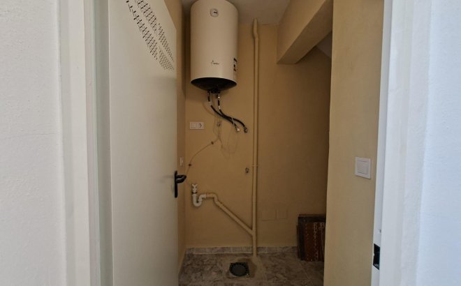 Resale - Bungalow -
Orihuela Costa - Punta Prima
