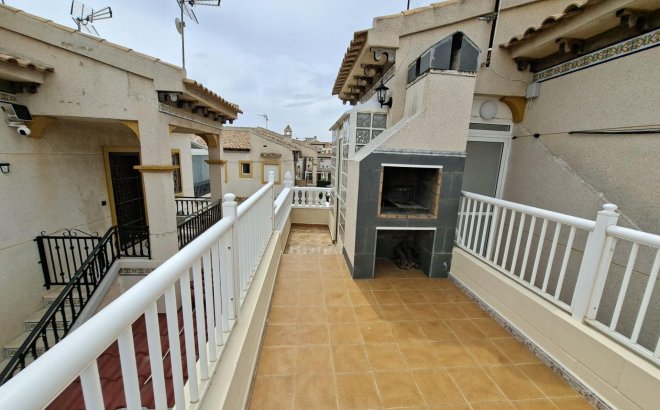Resale - Bungalow -
Orihuela Costa - Punta Prima