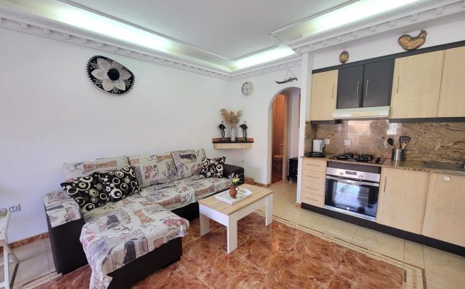 Resale - Town House -
Torrevieja - El Chaparral