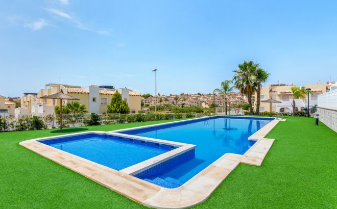 Resale - Apartment -
Villamartin - Costa Blanca