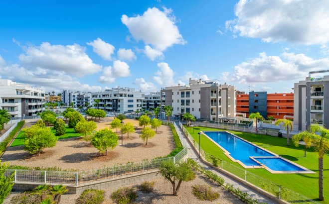 Resale - Apartment -
Villamartin - Costa Blanca