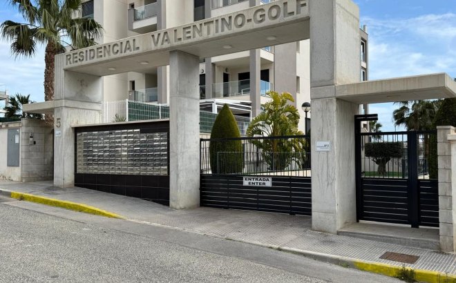 Resale - Apartment -
Villamartin - Costa Blanca