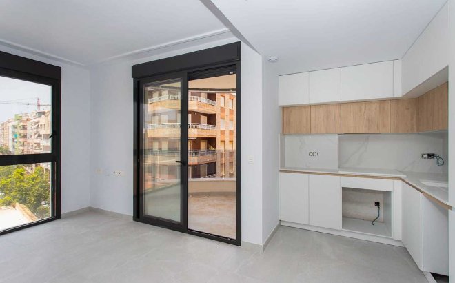 Resale - Apartment -
Torrevieja - Costa Blanca