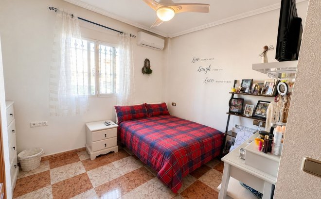Resale - Apartment -
Cabo Roig - Costa Blanca