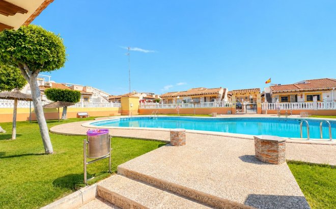 Resale - Apartment -
Cabo Roig - Costa Blanca