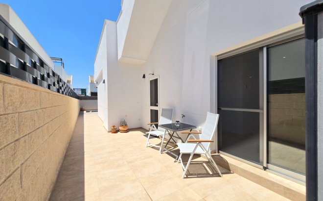 Herverkoop - Villa -
Ciudad Quesada - Costa Blanca