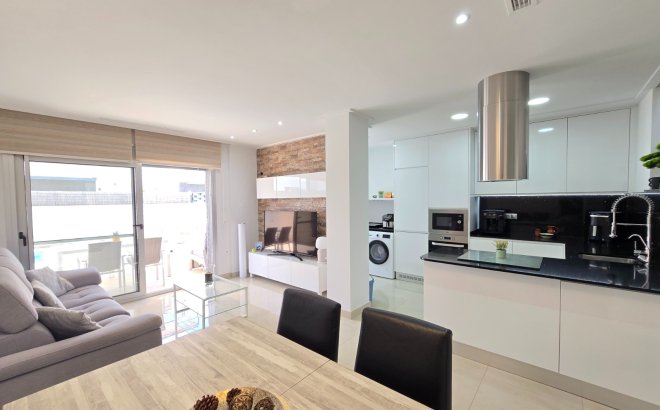 Herverkoop - Villa -
Ciudad Quesada - Costa Blanca