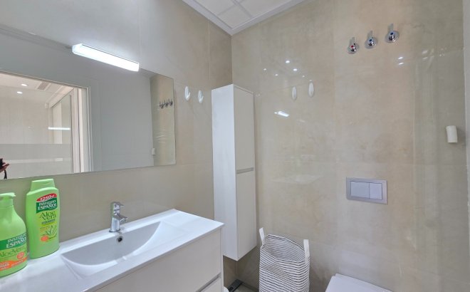Herverkoop - Villa -
Ciudad Quesada - Costa Blanca