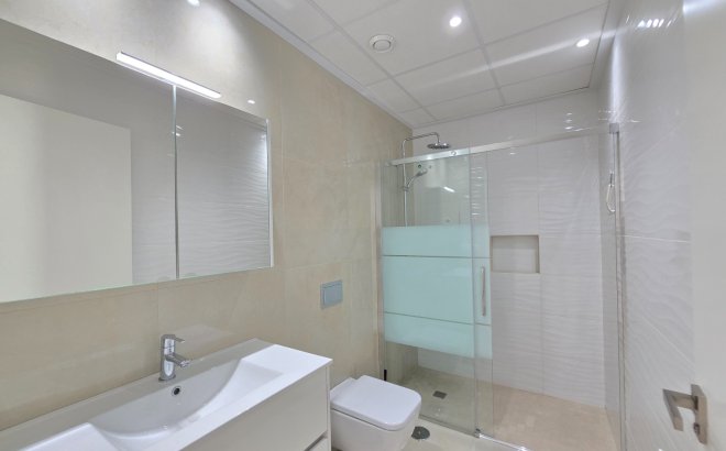 Herverkoop - Villa -
Ciudad Quesada - Costa Blanca