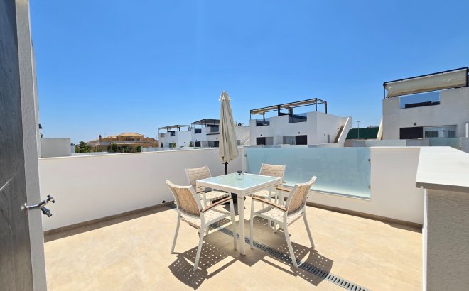 Herverkoop - Villa -
Ciudad Quesada - Costa Blanca